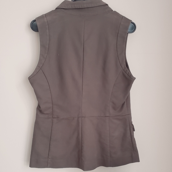 Saks Fifth Avenue Green Vest - Picture 3 of 3